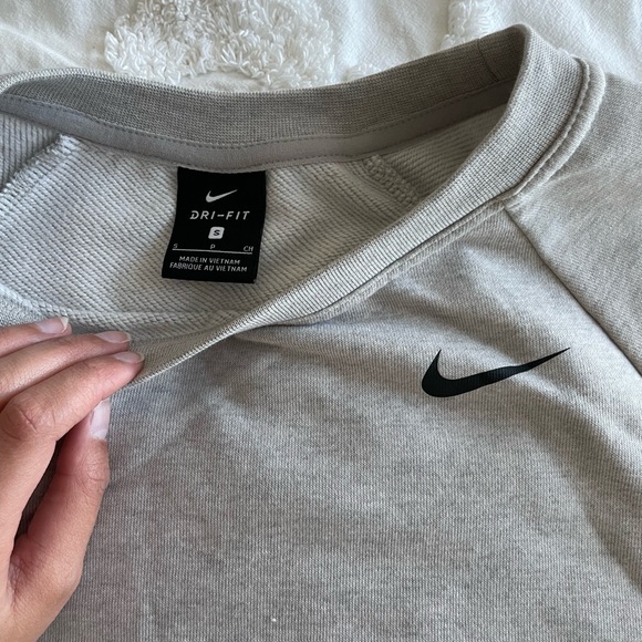 Nike sweatshirts - Picture 5 of 10